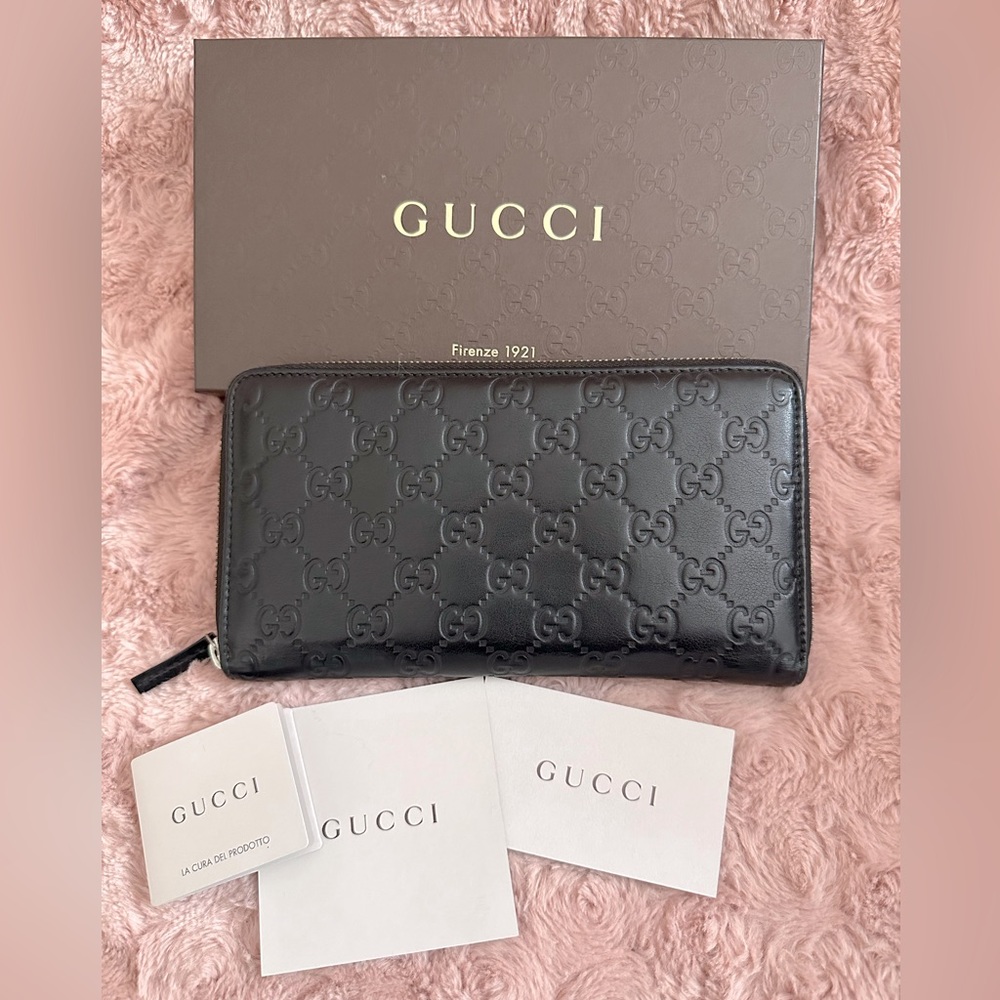 Gucci Black Organizer Zippy Wallet